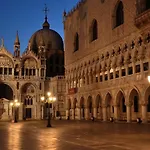 Apartmán Ca Cicogna Air Conditioning And Fast Wifi, Location *