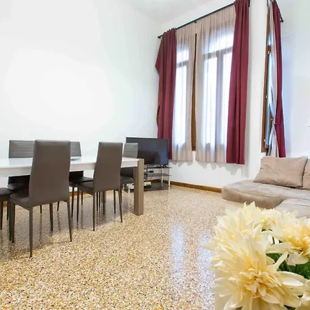 Apartment Ca Cicogna Air Conditioning And Fast Wifi, Central Location Apartment
