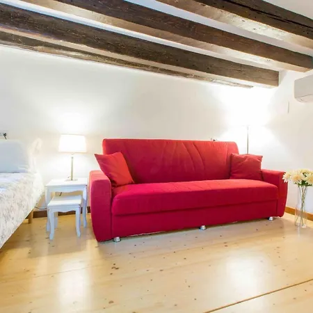 Daire Ca Cicogna Air Conditioning And Fast Wifi, Location Venedik